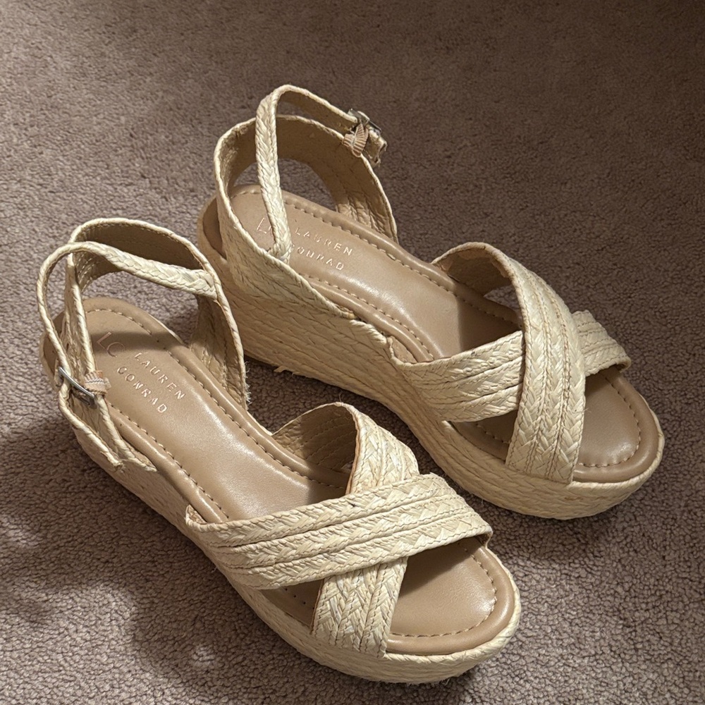 Sandles